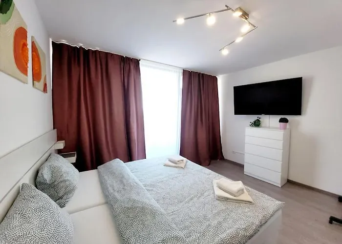 2 In Zentrale Lage Lejlighed