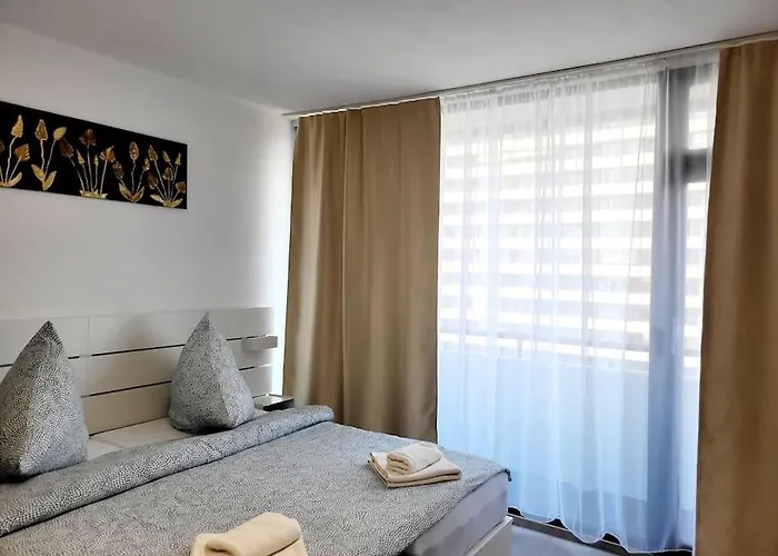 Lejlighed 2 In Zentrale Lage *